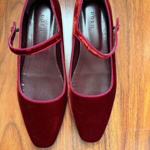 Doen Daphne Mary janes - size 36